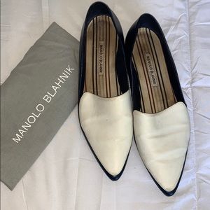 Manolo Blahnik flats size 40